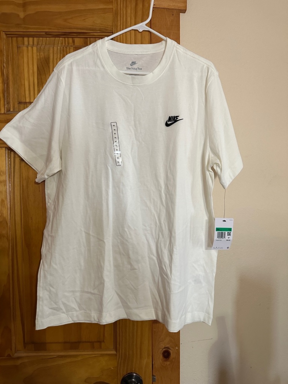 Nike Men’s White Short-Sleeve Logo Tee